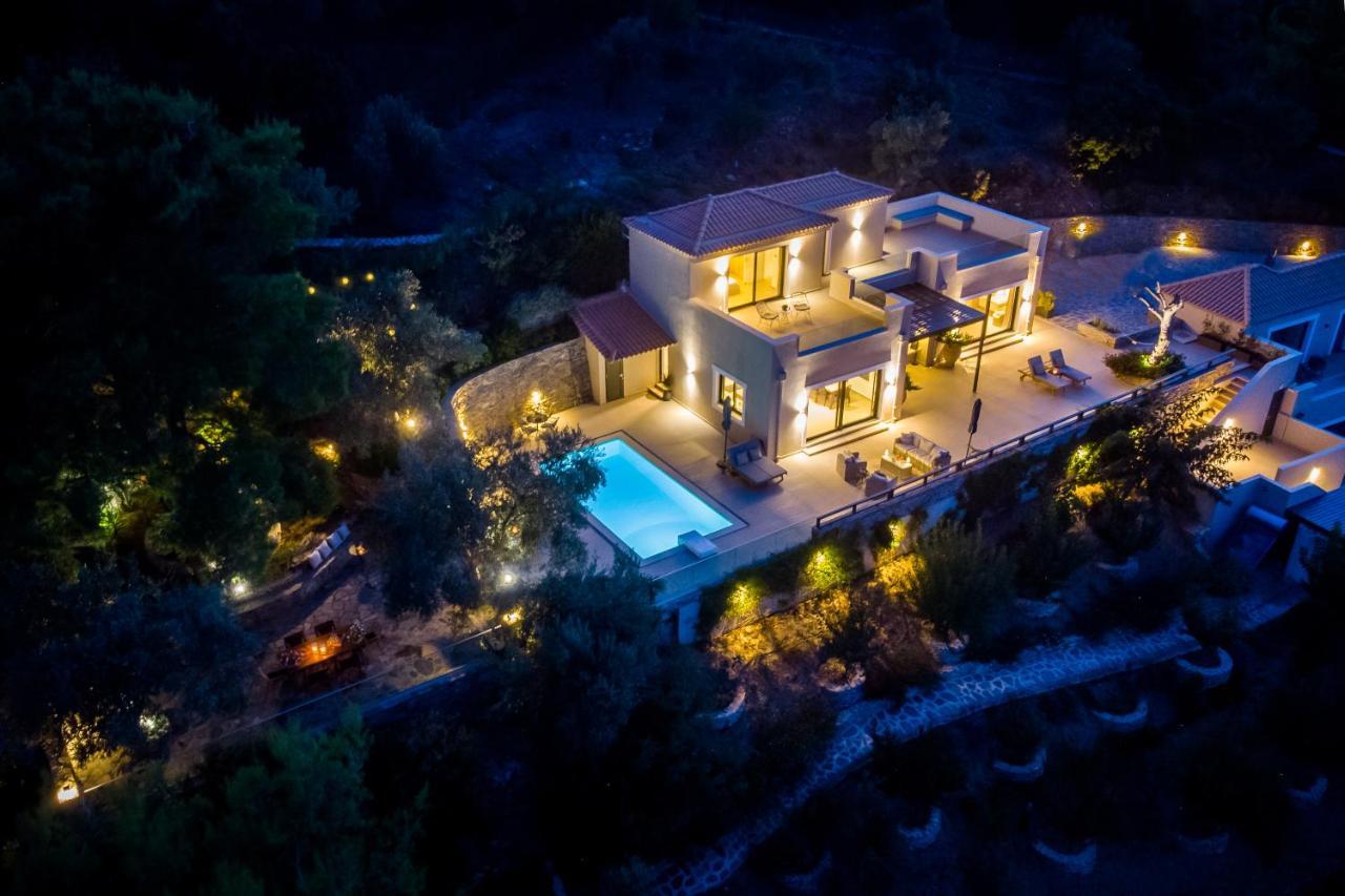 Villa Antigone Luxury Retreat Skopelos Town Exterior photo