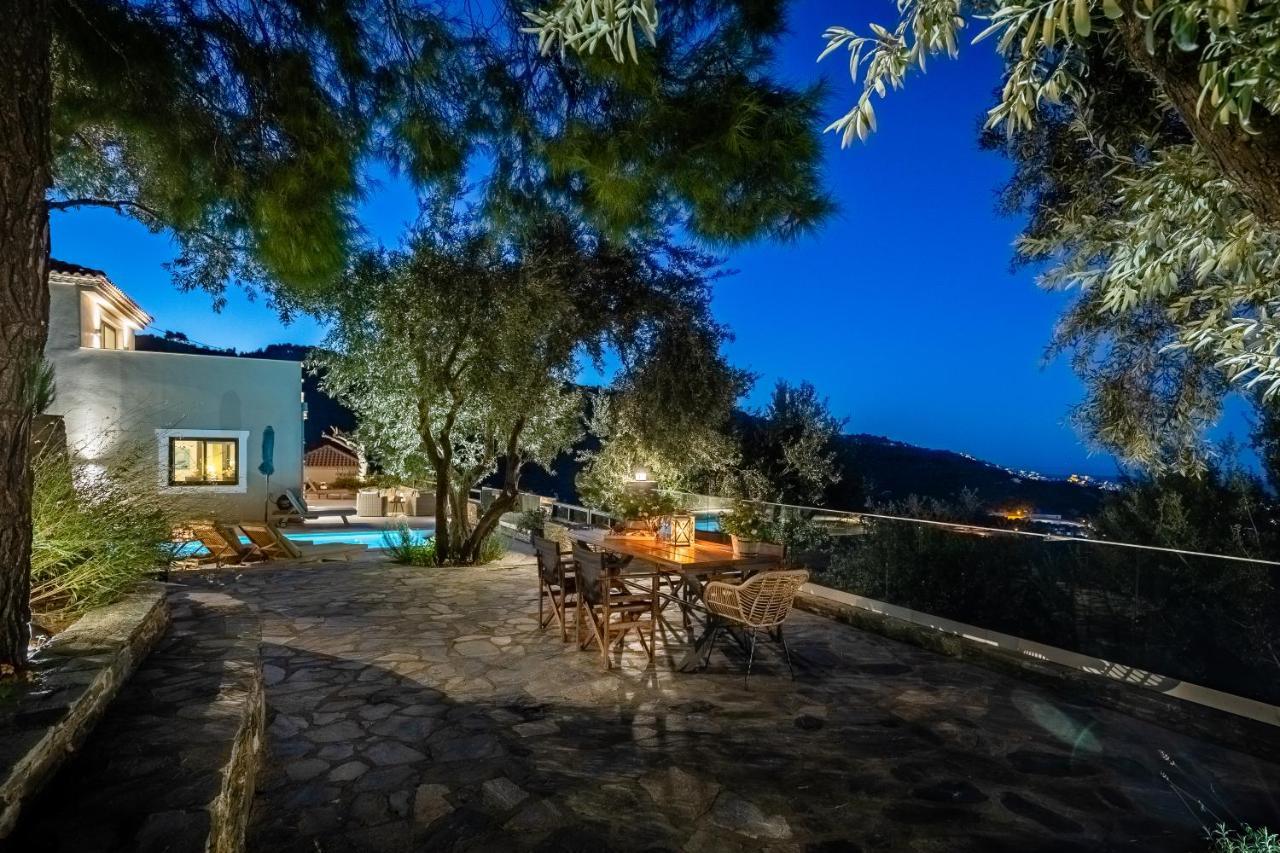 Villa Antigone Luxury Retreat Skopelos Town Exterior photo