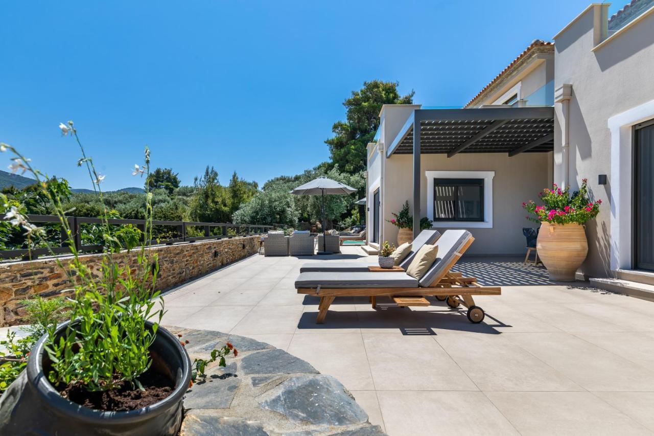 Villa Antigone Luxury Retreat Skopelos Town Exterior photo