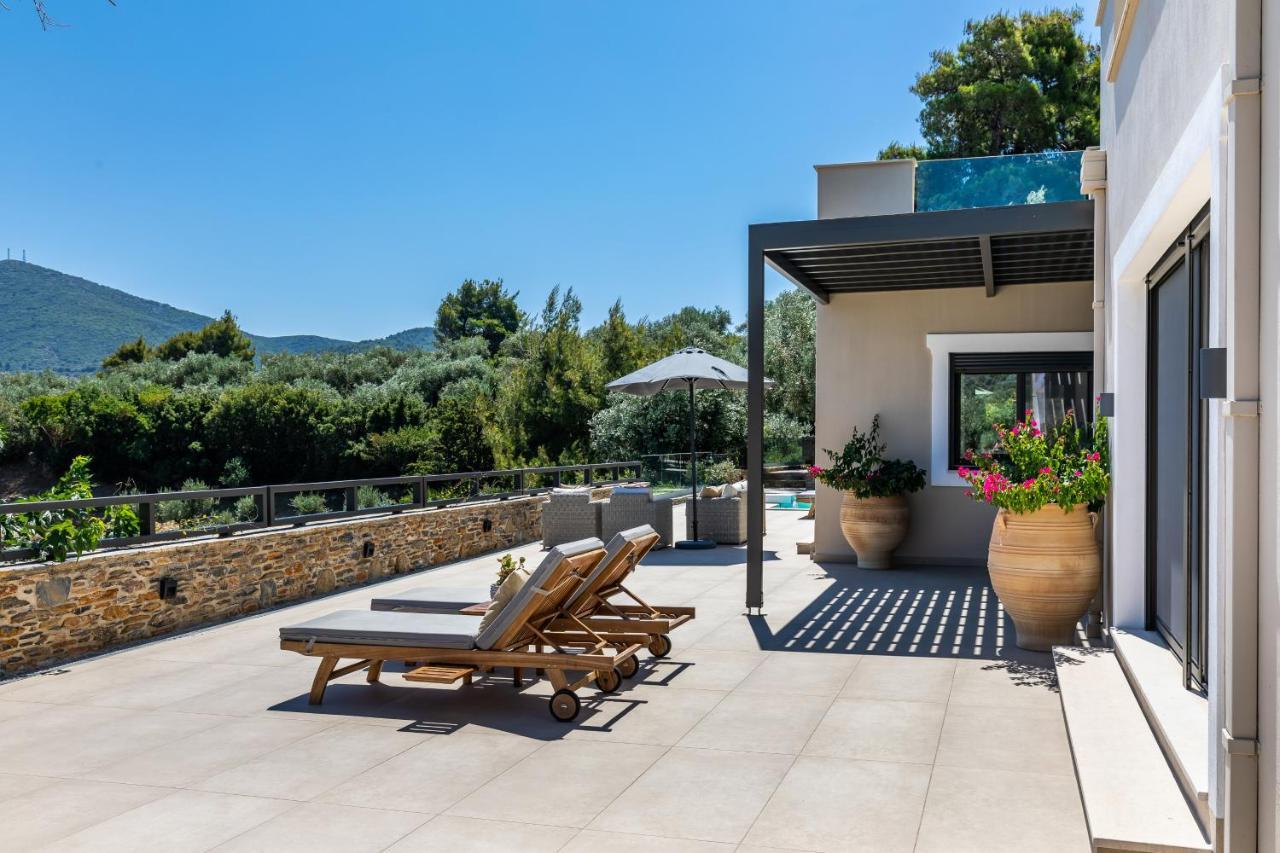 Villa Antigone Luxury Retreat Skopelos Town Exterior photo