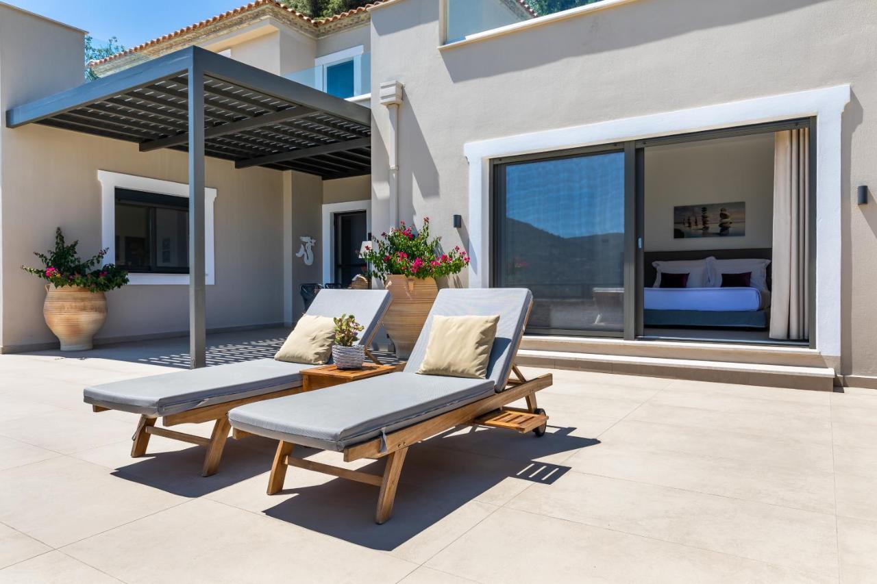 Villa Antigone Luxury Retreat Skopelos Town Exterior photo