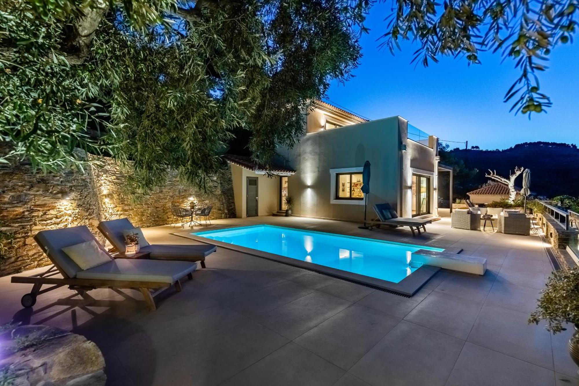 Villa Antigone Luxury Retreat Skopelos Town Exterior photo